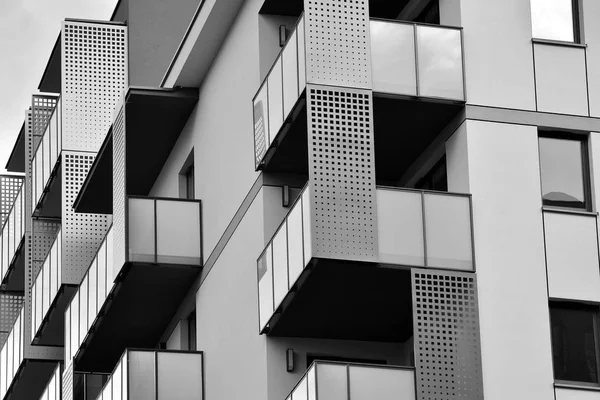 Abstraktes Fragment Zeitgenössischer Architektur Moderne Wohngebäude Schwarz Weiß — Stockfoto