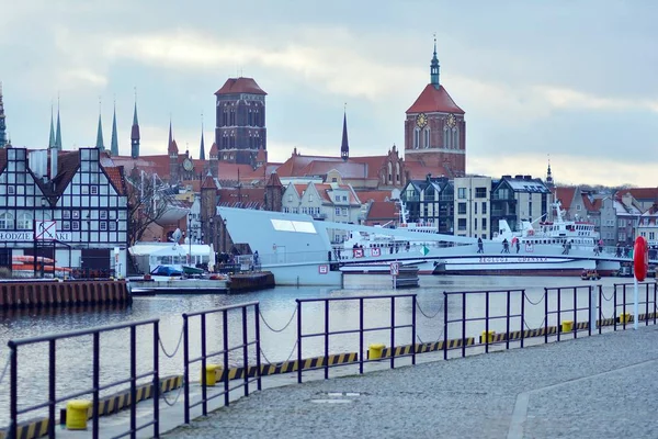 Gdansk Poland January 2019 Old Town Gdansk Motlawa River — Stock Photo, Image