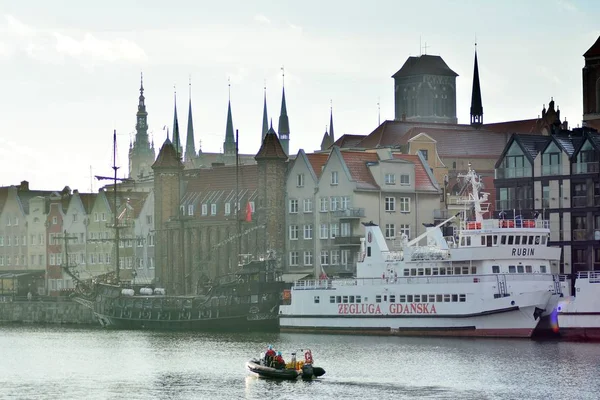 Gdansk Poland January 2019 Old Town Gdansk Motlawa River — Stock Photo, Image