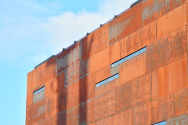 Paslı cephe dış ile modern bina 