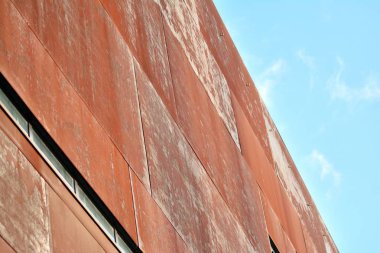 Paslı cephe dış ile modern bina 