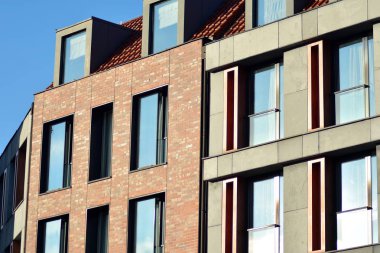 Modern, lüks apartman binası..