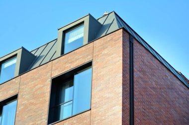 Modern, lüks apartman binası..