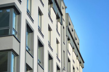 Modern, lüks apartman binası..