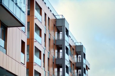 Modern, lüks apartman binası..