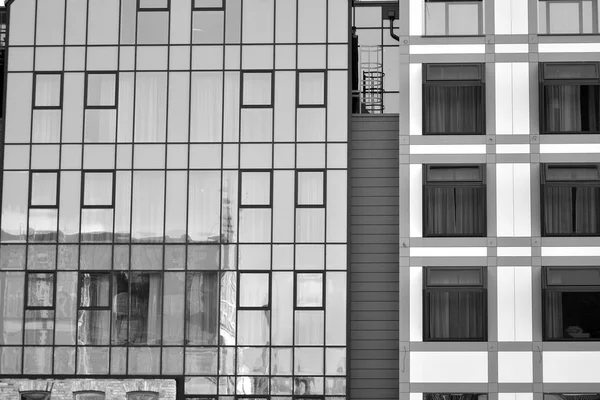 Edifícios Apartamentos Modernos Dia Ensolarado Com Céu Azul Fachada Moderno — Fotografia de Stock