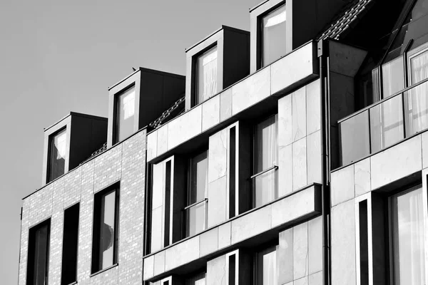 Modernos Edificios Apartamentos Día Soleado Con Cielo Azul Fachada Moderno —  Fotos de Stock