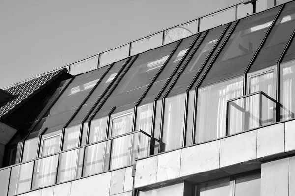 Edifícios Apartamentos Modernos Dia Ensolarado Com Céu Azul Fachada Moderno — Fotografia de Stock