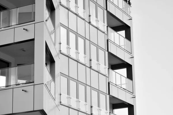 Edifícios Apartamentos Modernos Dia Ensolarado Com Céu Azul Fachada Moderno — Fotografia de Stock