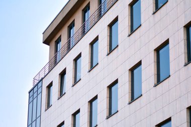 Ofis Binası Kapatma