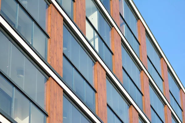 Modernos Edificios Apartamentos Día Soleado Con Cielo Azul Fachada Moderno — Foto de Stock