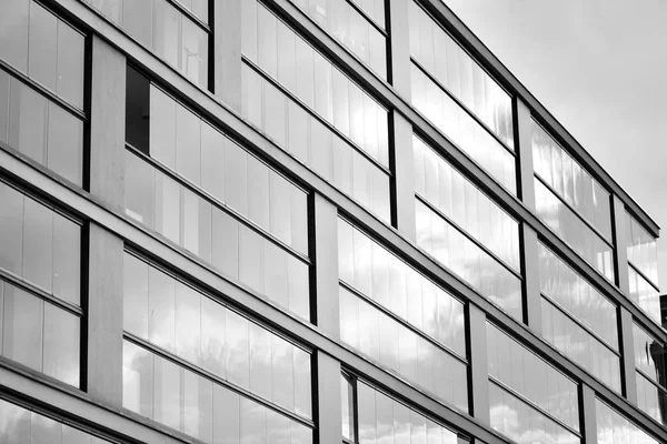 Moderno Edificio Residencial Europeo Blanco Negro — Foto de Stock