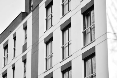 Modern Avrupa Konut Apartman. Siyah ve beyaz.