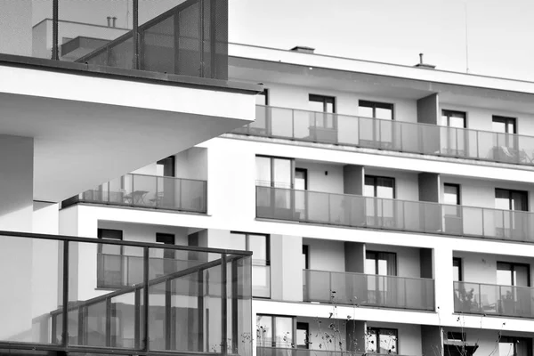 Modern Avrupa Konut Apartman Siyah Beyaz — Stok fotoğraf