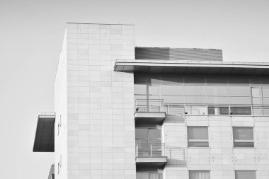 Modern kurumsal mimari - iş ve başarı kavramı. Siyah ve beyaz.