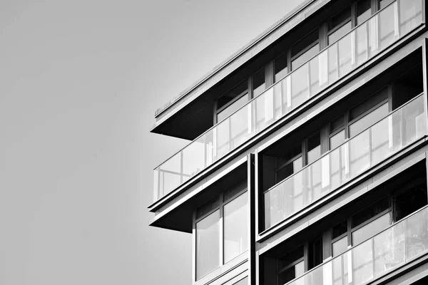 Moderno Edificio Residencial Europeo Blanco Negro — Foto de Stock