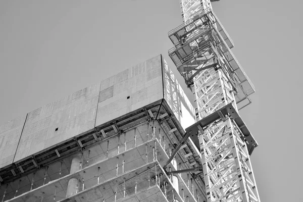 Grue Attachée Bâtiment Noir Blanc — Photo