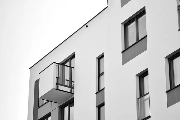 Modern Európai Lakás Lakóépület Fekete Fehér — Stock Fotó