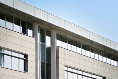 Ofis binası İş binası. Binanın dışı