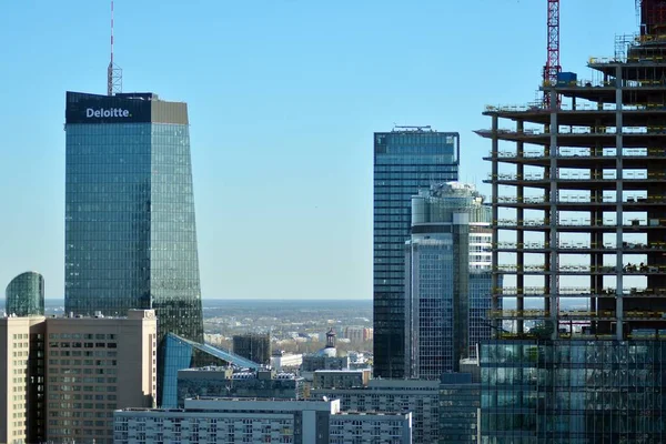 Warszawa Polen Februari 2019 Byggandet Mennica Legacy Tower Kontorsbyggnaden — Stockfoto