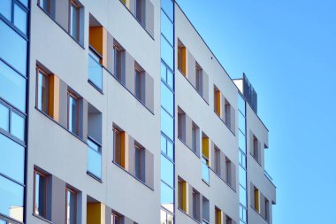 Apartman fütüristik mimarisi. Modern konut mimarisi