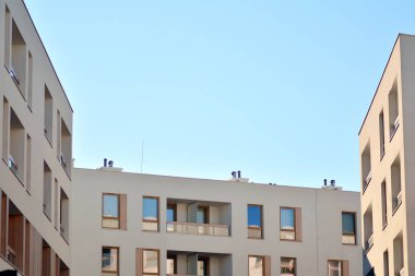 Apartman fütüristik mimarisi. Modern konut mimarisi