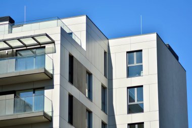 Apartman fütüristik mimarisi. Modern konut mimarisi