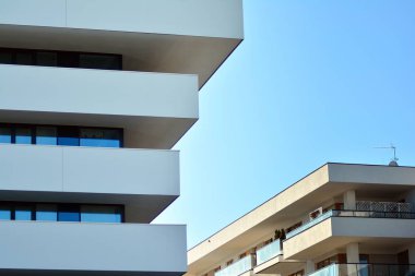 Apartman fütüristik mimarisi. Modern konut mimarisi