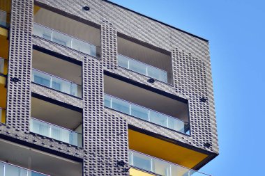 Apartman fütüristik mimarisi. Modern konut mimarisi