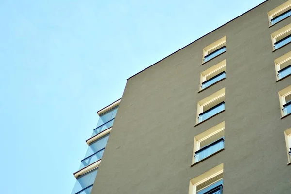 Futurystyczna Architektura Apartamentowca Nowoczesnej Architektury Mieszkaniowej — Zdjęcie stockowe