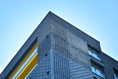 Apartman fütüristik mimarisi. Modern konut mimarisi
