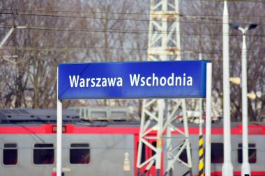 Varşova, Polonya. 25 Şubat 2019. Warszawa Wschodnia 'yı imzala. 