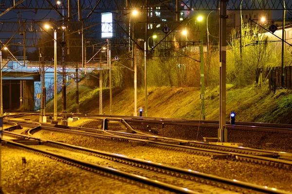 Förvirrande Järnvägsspår Natten — Stockfoto