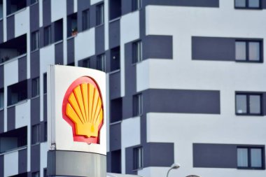 Varşova, Polonya. 17 Mart 2019. İşareti kabuk. Şirket tabela kabuk.