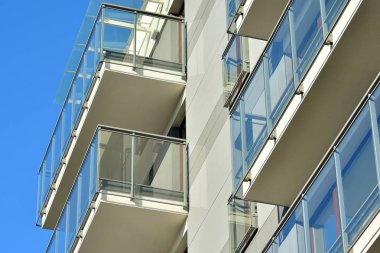 gün ışığında çağdaş konut Bina dış cephe