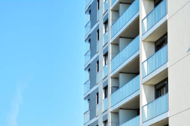 gün ışığında çağdaş konut Bina dış cephe