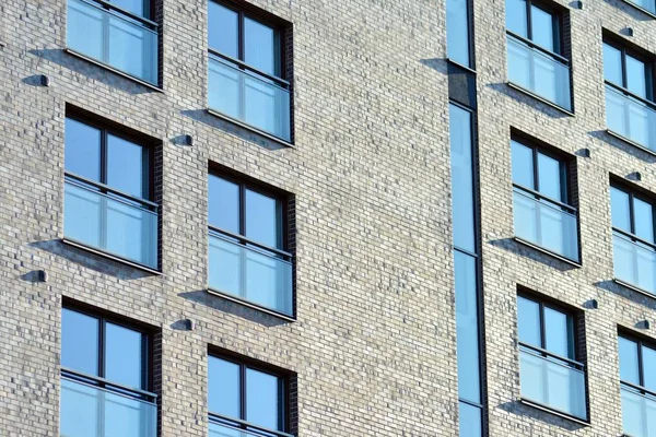 Zeitgenössisches Wohnhaus Außen Tageslicht — Stockfoto