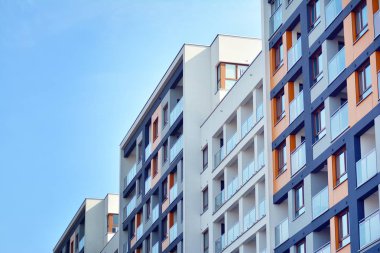 Modern apartmanın önünde parçası. Çok modern daire ev.