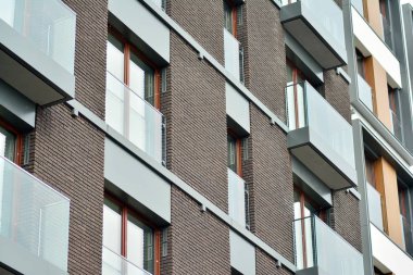 Modern apartmanın önünde parçası. Çok modern daire ev.