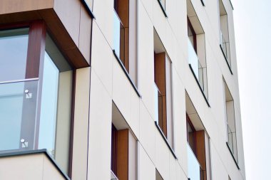 Modern apartmanın önünde parçası. Çok modern daire ev.