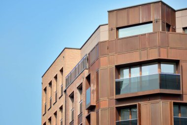 Modern apartmanın önünde parçası. Çok modern daire ev.