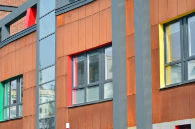 Modern apartmanın önünde parçası. Çok modern daire ev.