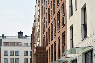 Modern apartmanın önünde parçası. Çok modern daire ev.