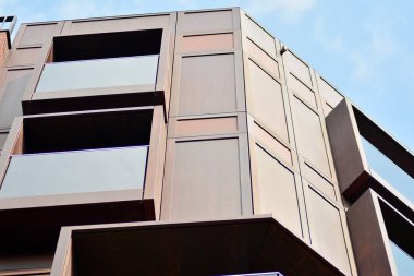 Modern apartmanın önünde parçası. Çok modern daire ev.