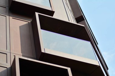 Modern apartmanın önünde parçası. Çok modern daire ev.