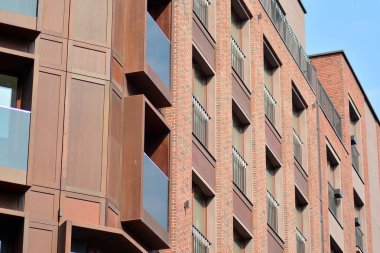 Modern apartmanın önünde parçası. Çok modern daire ev.