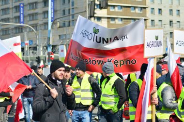 Varşova, Polonya. 3 Nisan 2019. Agrounia Birliği'nin çiftçilere Varşova Artur Zawisza Meydanı'nın merkezinde gösteri düzenledi.