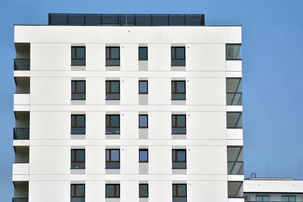 Modernt Europeiskt Komplex Fler Bostads Hus Fragment Modern Bostads Lägenhet — Stockfoto