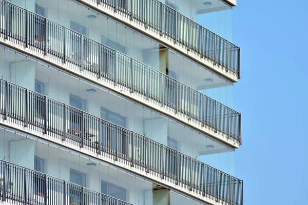 Modernos Edifícios Residenciais Europeus Bairro Apartamentos Arquitetura Abstrata Fragmento Geometria — Fotografia de Stock