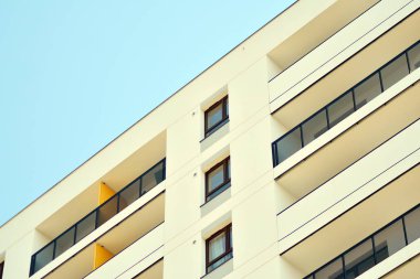 Modern Avrupa konut binaları çeyreği. Soyut mimari, modern şehir geometrisinin bir parçası.